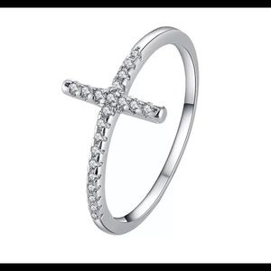 New Sterling Silver Cross Ring